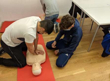 small child CPR